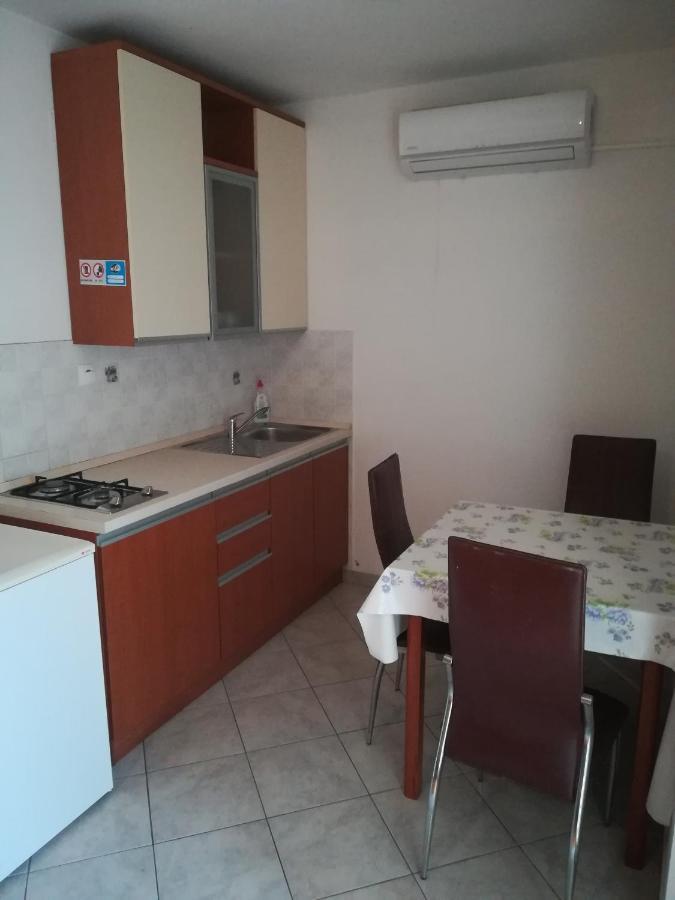 Apartments By The Sea Novalja, Pag - 17973 Ngoại thất bức ảnh